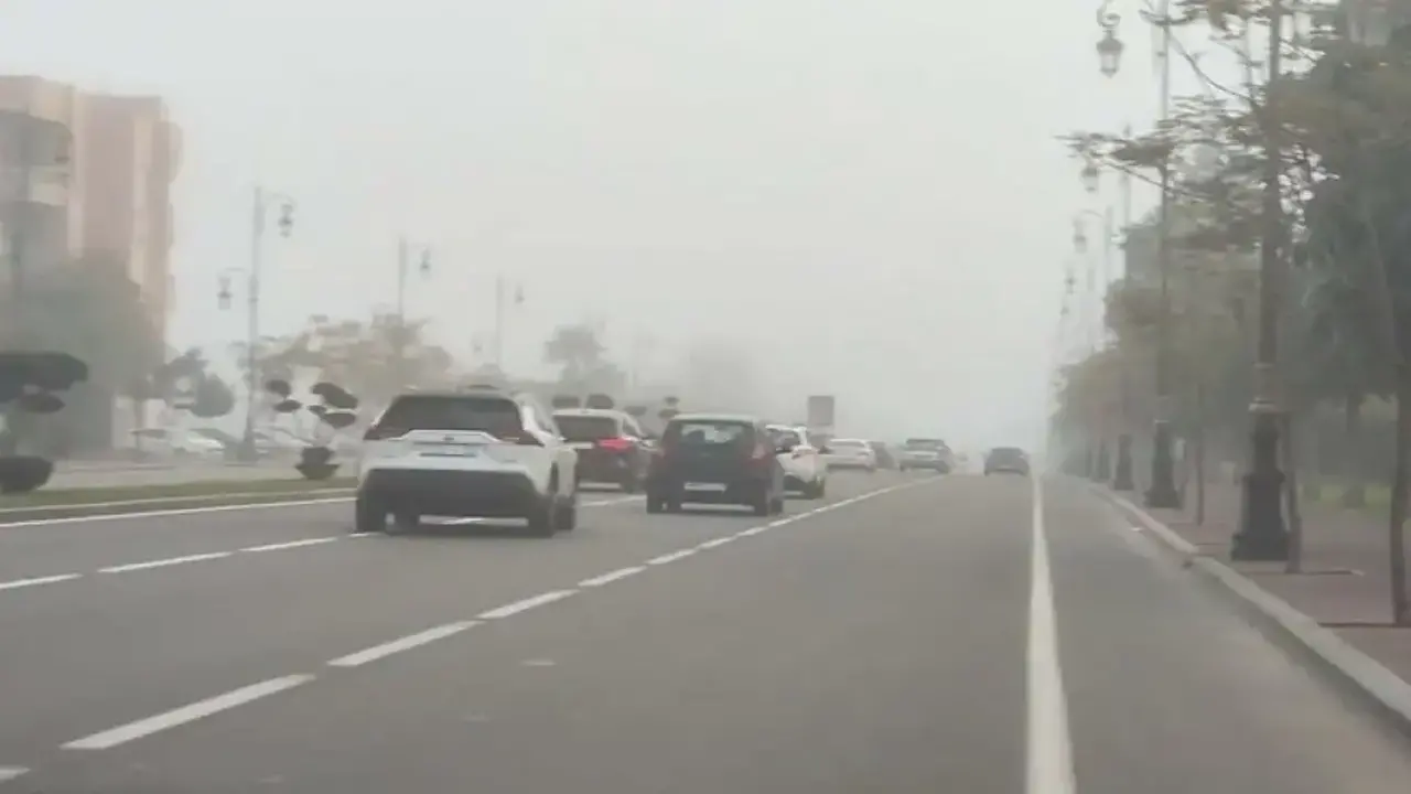 تثبيت الطقس بالمملكة.. تحذيرات من الضباب والصقيع بسبب المرتفع الأصوري